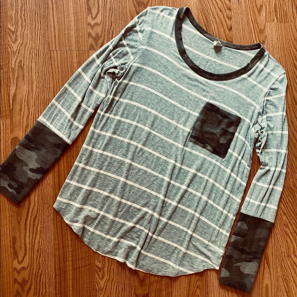 Boutique Long sleeve basic tee